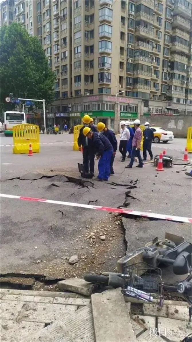 china wuhan sewer gas explosion road traffic camera