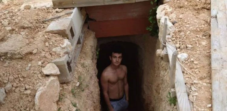 Teenager dig underground house