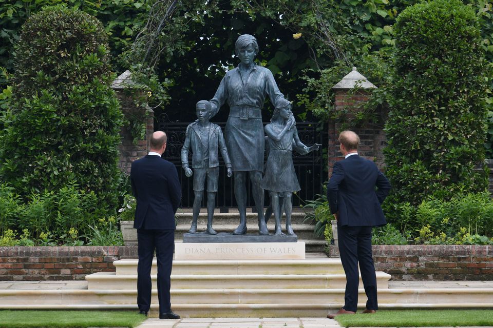 Princes William, Harry put feud aside to unveil Princess Diana statue