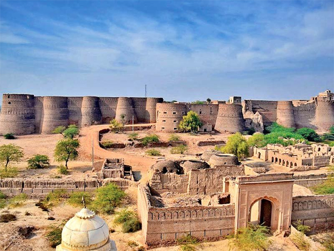 google doodle pakistan independence day derawar fort