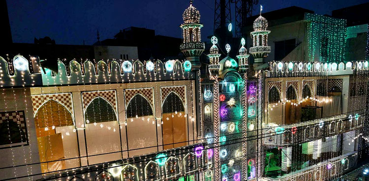 Pakistan celebrates Eid Milad-un-Nabi (PBUH) with religious zeal