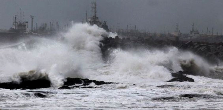 'Shaheen' off to Oman but Met office forecasts rough weather near Gwadar