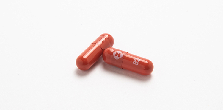 molnupiravir pfizer merck COVID-19 pills