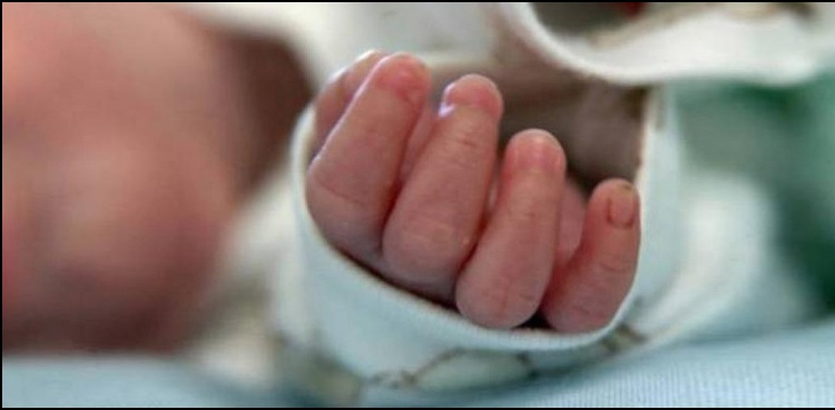 Newborn kidnapped from Karachi hospital, three arrested