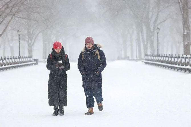 Major Nor'easter, US East Coast, snow, heavy winds