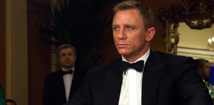 Daniel Craig