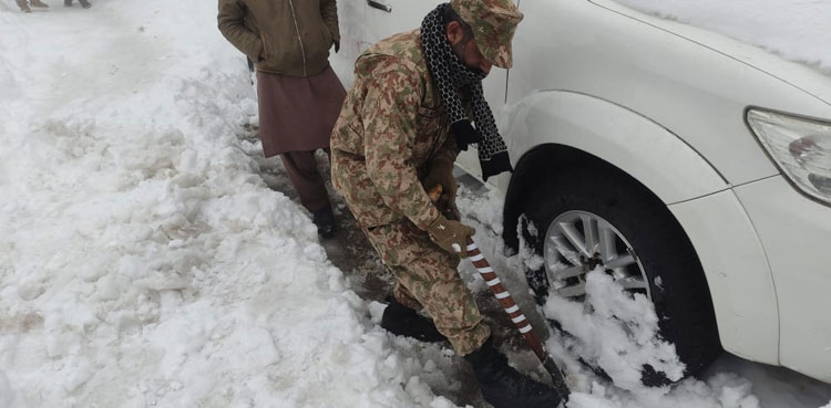 murree roads traffic evacuation ispr paf