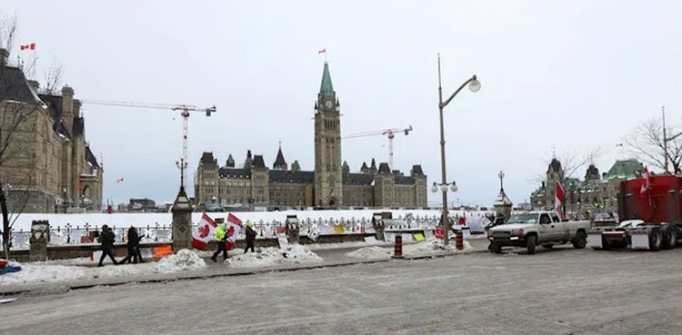 Protests against vaccine mandates paralyzing Canada capital, mayor says