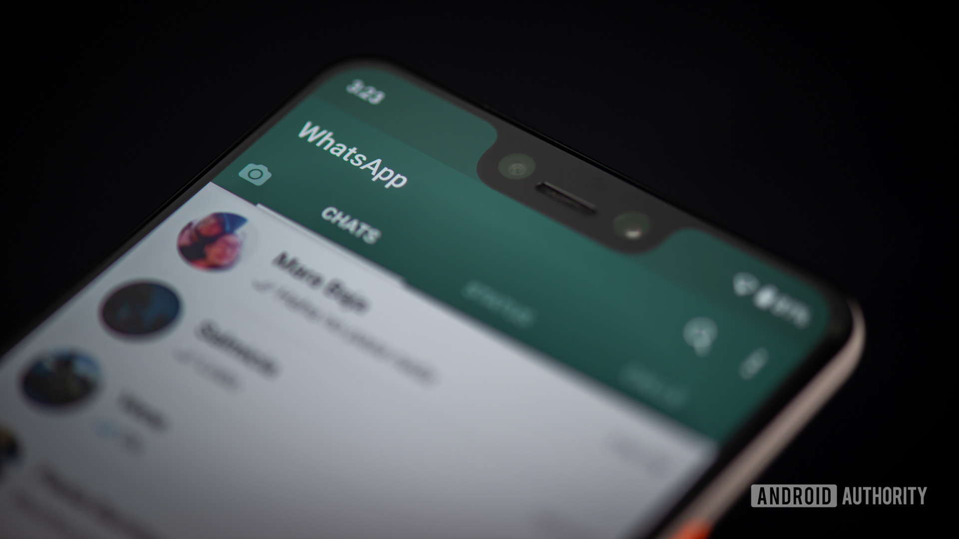 whatsapp-to-restore-old-contacts-list-after-negative-feedback