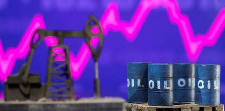 Oil climbs Russia sanctions