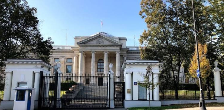 poland-expel-russian-diplomats