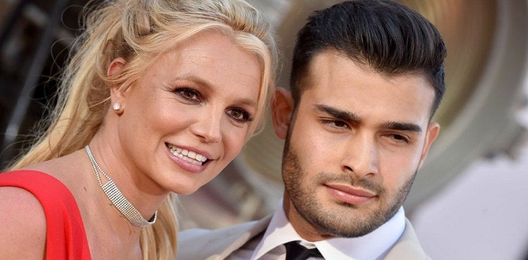 Popstar Britney spears, sam asghari, pregnant