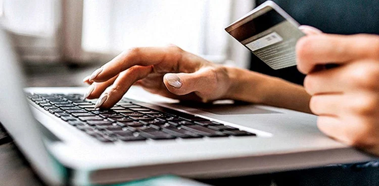 Karachi citizens suffer online debit card scam before Eid