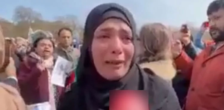 PTI supporter gets emotional in London protest, video goes viral