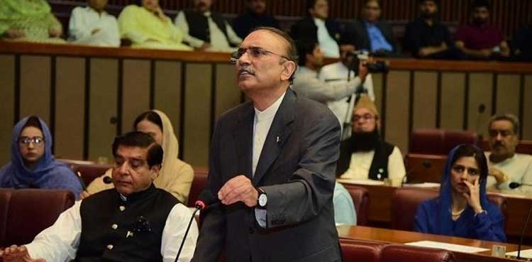 Only PPP has a political university, says Zardari