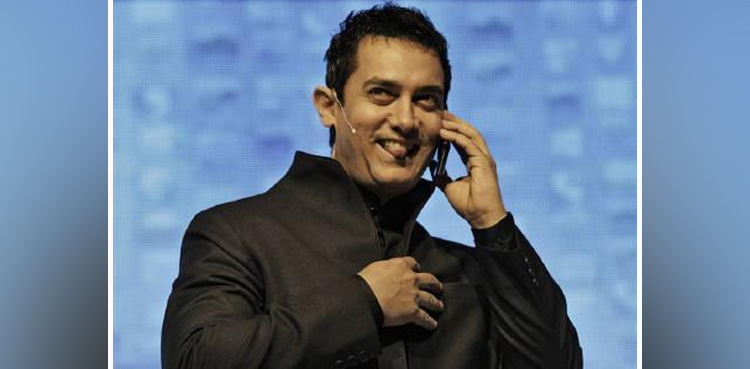 aamir khan, bollywood, madhuri dixit, heroines, bollywood heroines,