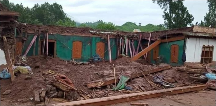 AJK ten die roof collapse