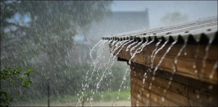 Intermittent rain, hits Karachi