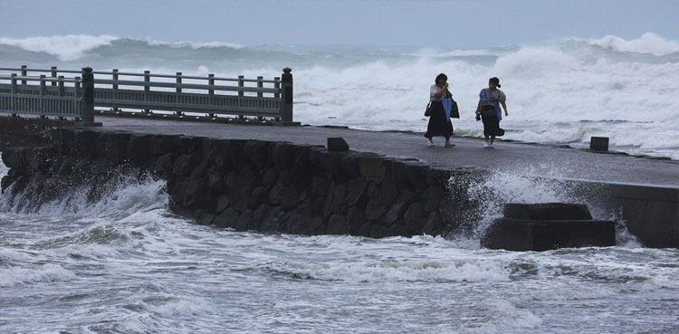 Typhoon,-Japan