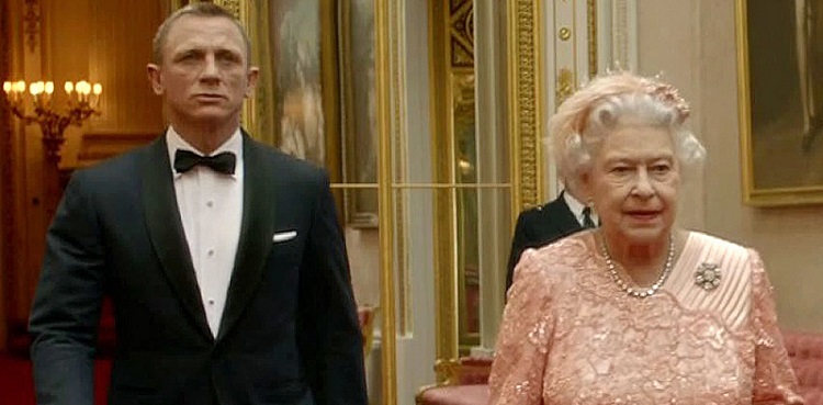 daniel craig, queen elizabeth