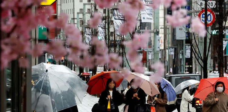 japan-reopen-tourists