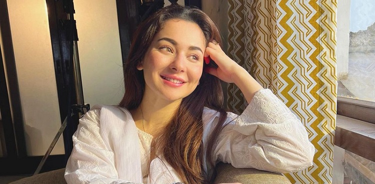 hania aamir viral instagram pictures