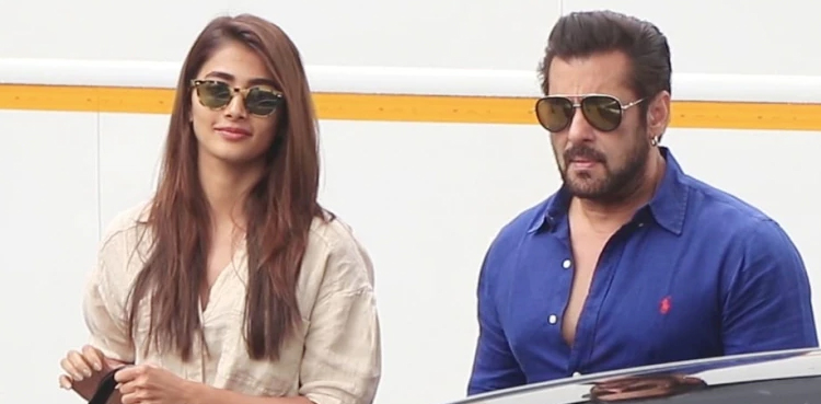 salman khan, pooja hegde, bollywood, pooja hegde boyfriend,