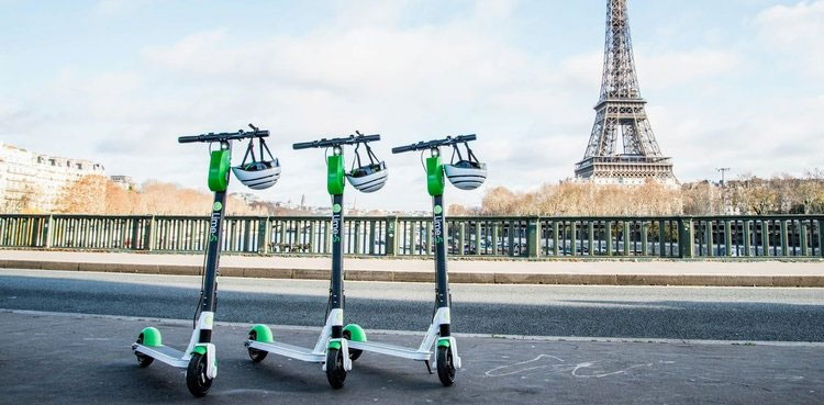 Paris to hold referendum on e-scooter rental services