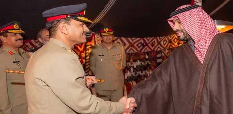 RIYADH: Chief of Army Staff (COAS) General Asim Munir held a meeting with Saudi Arabia’s Crown Prince Mohammad bin Salman in Riyadh on Monday.