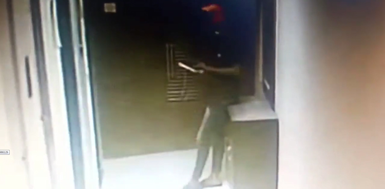 Delivery boy steals woman's phone, CCTV footage goes viral