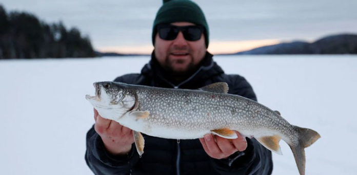 Canada's fish hunting culture in ice is under threat!
