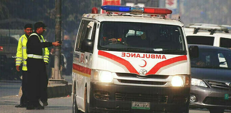 bus-van collision, Rahim Yar Khan