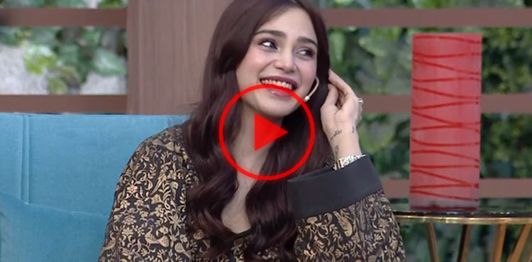 VIRAL: Aima Baig reveals her actual age