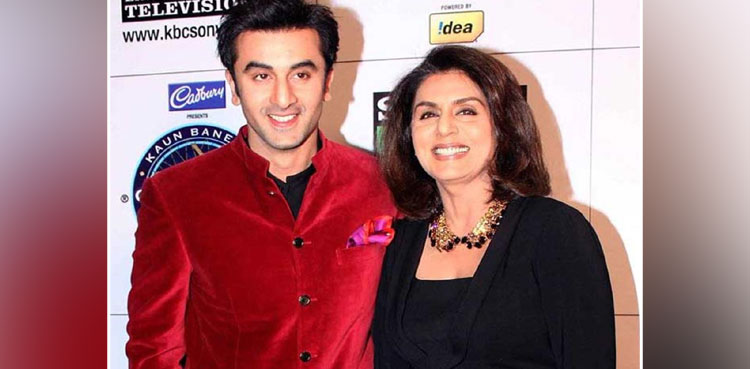 ranbir kapoor, ranbir kapoor mother, neetu kapoor, neetu singh, smoking,