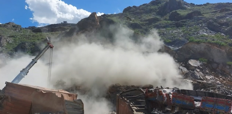 Torkham landslide, Death toll