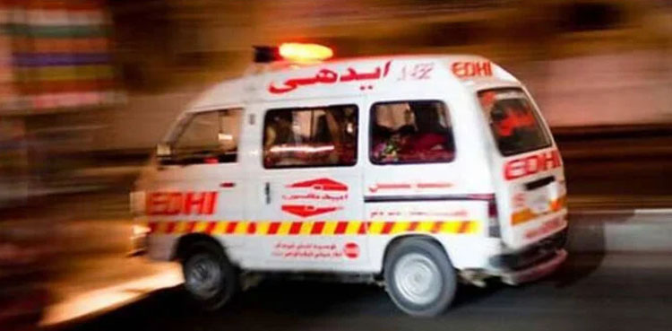 At least 12 dead in Khairpur car-van collision