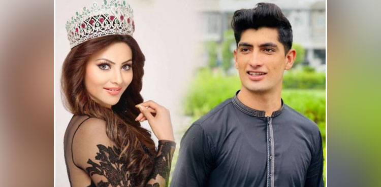 naseem shah, urvashi rautela, naseem shah bowler, urvashi rautela actress