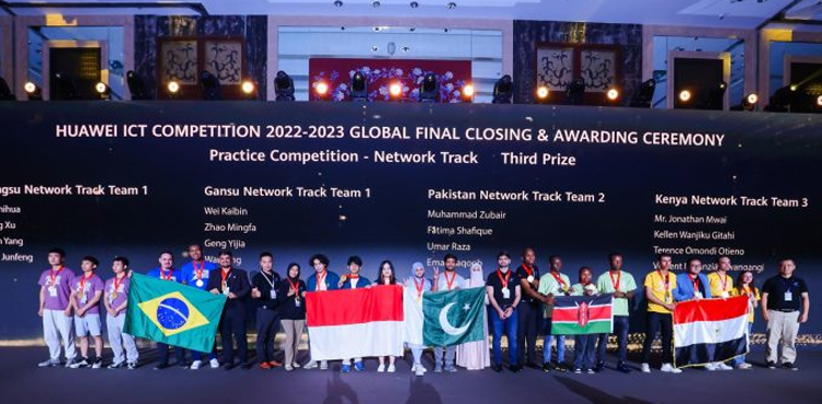 Pakistani students secure top positions in Huawei ICT competition