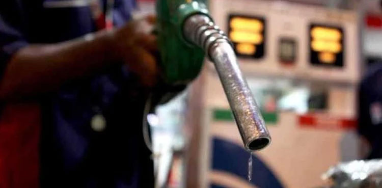 Decrease in petrol price, petrol prices, Ishaq Dar, OGRA