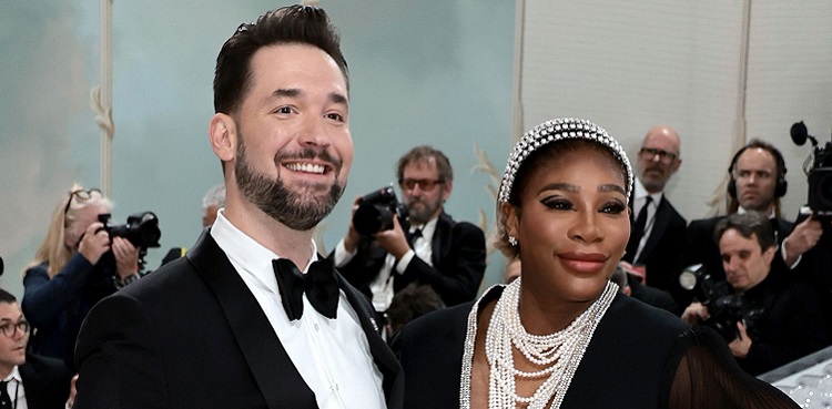 Serena Williams announces pregnancy on Met Gala red carpet