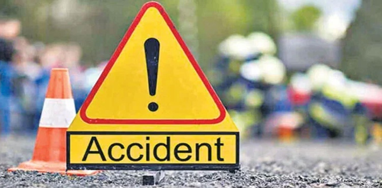 Accident, Rahim Yar Khan, trolley overturned