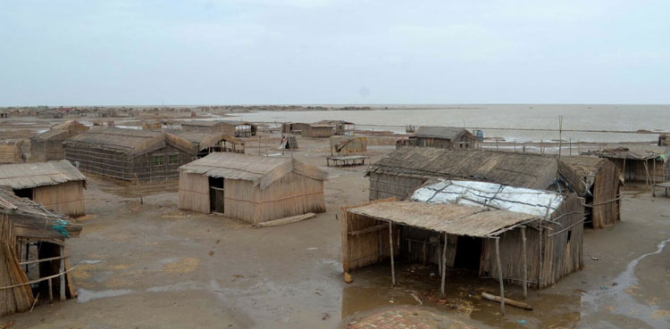 Depression enter Sindh, Gujarat India, heavy rainfall