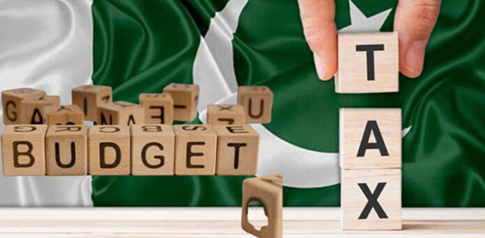 Pakistan budget proposals IMF team arrival finalise