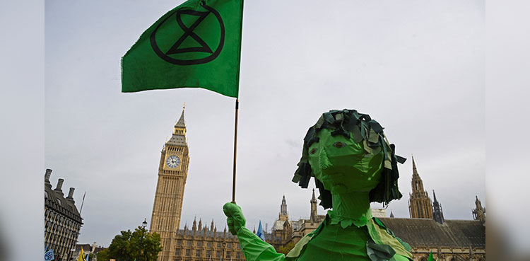 UK climate campaigners, net zero climate policies