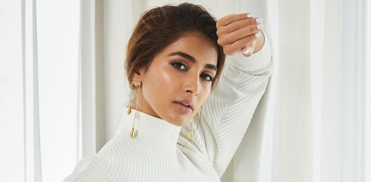 pooja hegde viral pictures