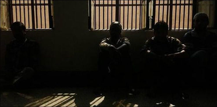 prisoners escape from jail, inmates flee jail, Sindh jail