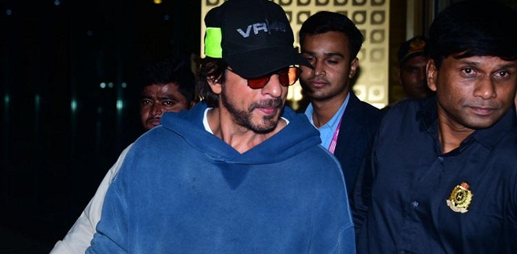 Shahrukh Khan Makes First Appearance Amidst Surgery Reports 4313