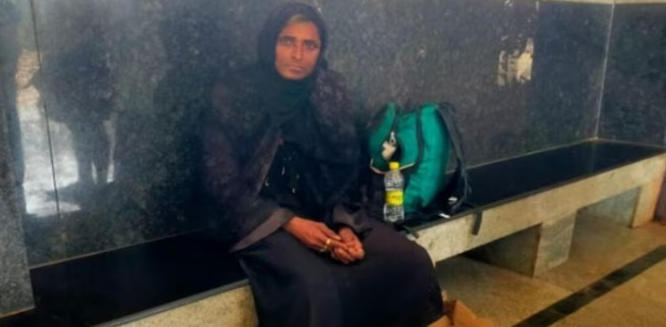 Man dons burqa, avail free bus ride, arrested