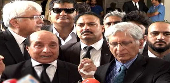 Latif Khosa, Aitzaz Ahsan invited to PPP huddle in Lahore