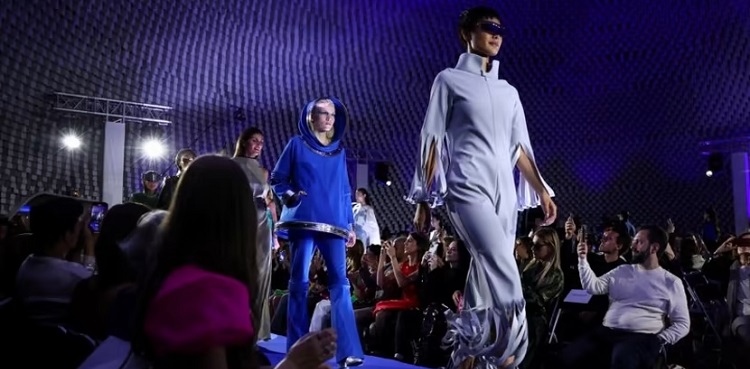 House of Pierre Cardin Pays Tribute to its Founder with a Fashion